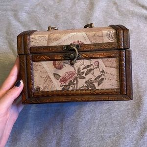 Sewing box